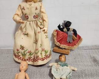 ANTIQUE DOLLS