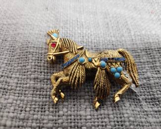 ANTIQUE PIN