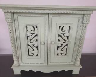 Shabby chic tabletop cabinet