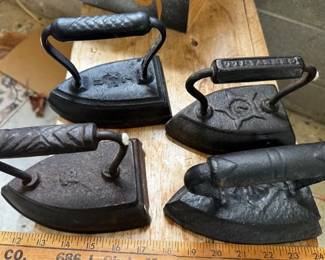 Set of sad irons