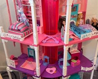 Barbie dreamhouse Barbies and accessories