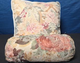 Floral Print Tapestry Throw Pillows