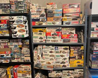 Model air planes 100s of them