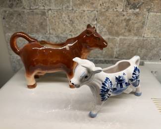 Vintage Milk Cow Dairy Creamer Pitchers