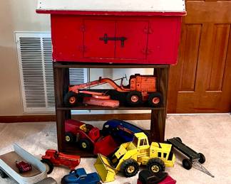 Vintage Toys and Trains
