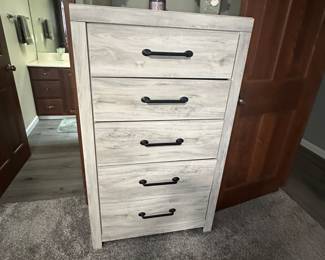 5 drawer tall dresser