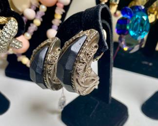 Vintage Kalinger Paris Etruscan Clip Earrings