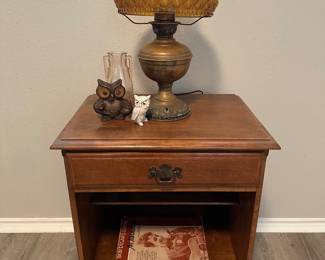 Vintage owls, hurricane lamp with amber shade 