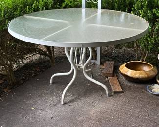 Outdoor table