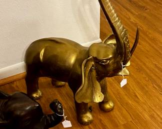 Brass elephant