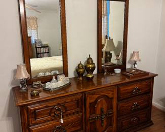 Very nice solid wood dresser with 2 mirrors