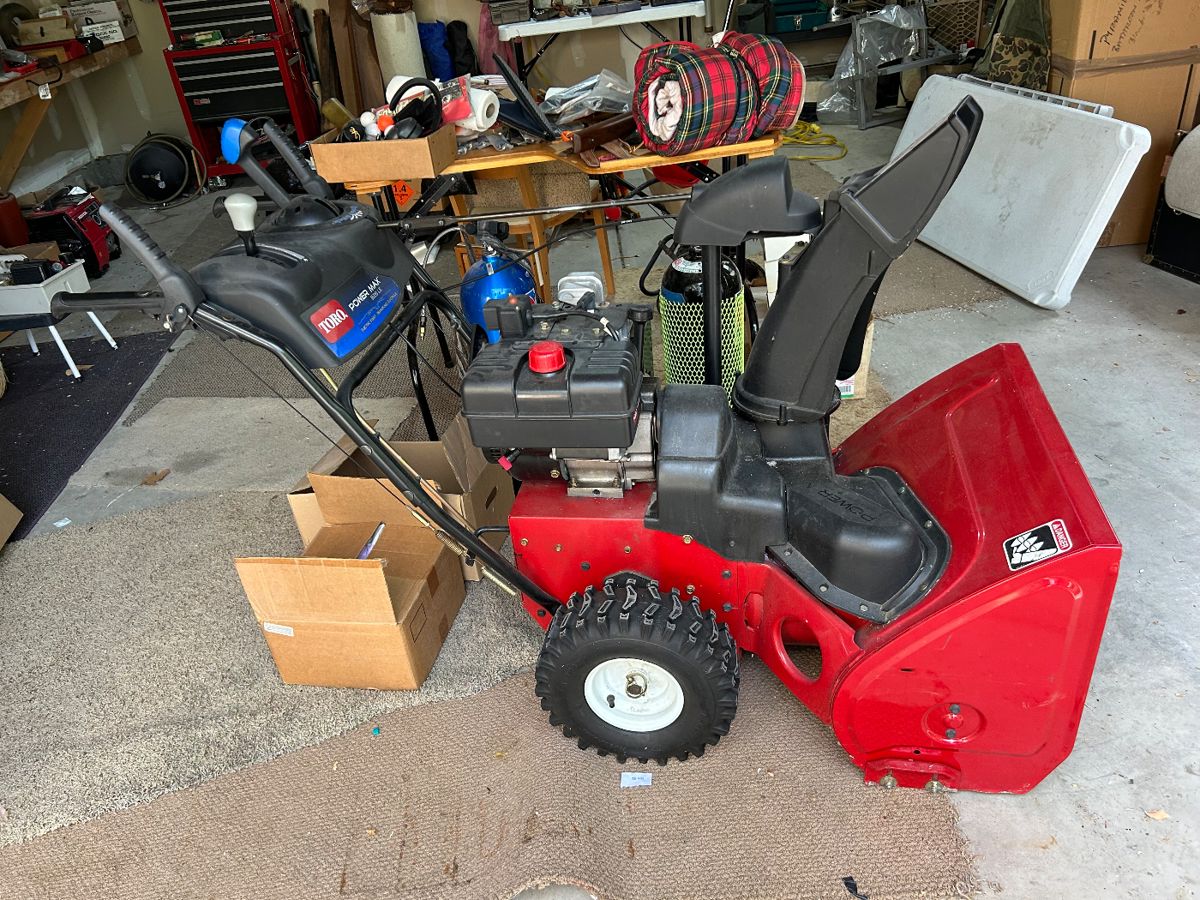 Toro power max 826 LE