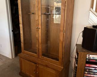 Gun cabinet 3