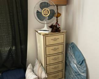 Vintage dresser