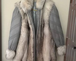 Leather and fox fur, gorgeous 