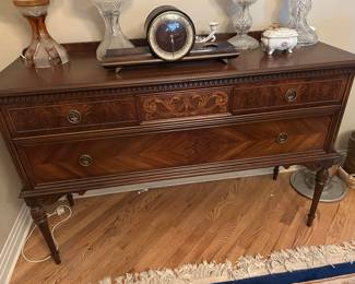Buffet in excellent condition 