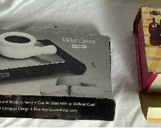 Vintage Hot Plates and Trays - Tonio Hot Plate and Waring Cordless Hot Tray