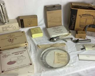 Pampered Chef Kitchen Tool and Baking Bundle