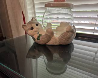 Cat dish