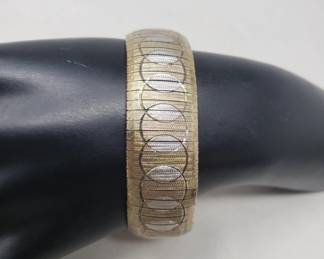 Sterling silver two tonged omega chain bracelet