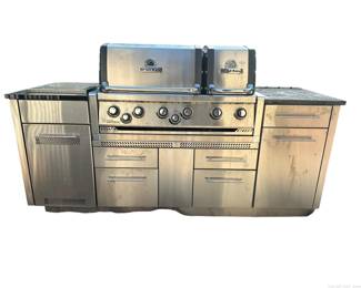 Broil King Imperial Grill with Accessories