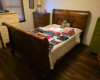 19th century American Tiger Maple Sleigh Bed.