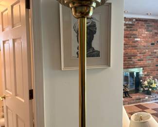 Floor lamp