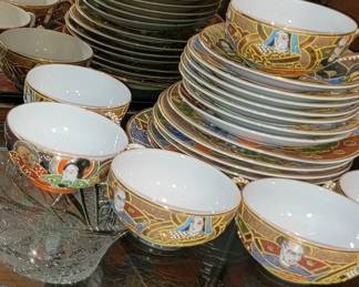 Satsuma Porcelain: Moriage, Nippon, Japanese Kutani Moriage Brown Dragonware