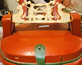 Oriental wood box