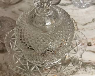 Vintage Avon Covered Cheese Butter Dish