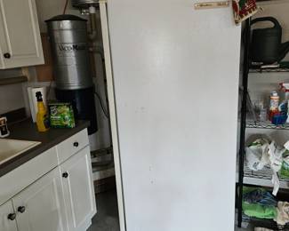 full size refrigerator 
