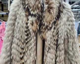 Vintage fur jackets. Fur vest and mink stoles.
