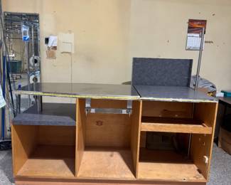 Counter top station (inside view).