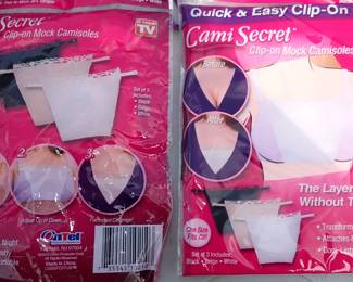 CLOTHES LOTS OF VERY NICE WOMEN & MENS CLOTHING SIZE - LARGE TO 3X 