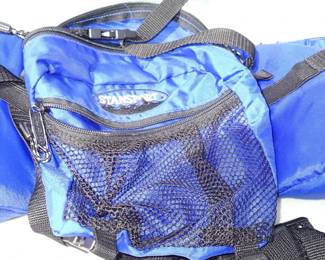 LOTS OF PURSES - TOTE BAGS - TRAVEL BAGS