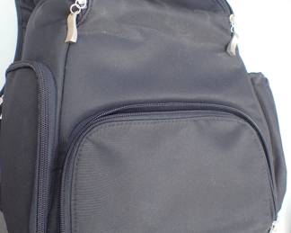 BREAST PUMP W/ACCESSORIES