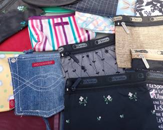 LOTS OF PURSES - TOTE BAGS - TRAVEL BAGS