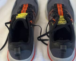 New Balance Men's Athletic Shoes. Size 10.5
USA Shipping Only.