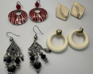 Set Of Four (4) (Group A) Unique Earrings -
1. Drop beaded earrings.
2. Circle with gold tone.
3. Ivory colored unique diamond-type shape.
4. Cool looking red drop earrings.

USA Shipping Only.
