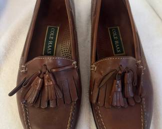 Men's Cole Haan Brown Loafers. Size 10.5.
USA Shipping Only.