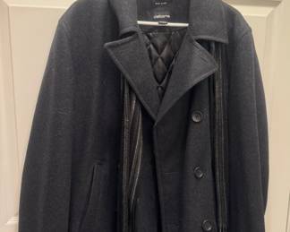 Men's Claiborne Wood Blend Black Jacket with Scarf - Size Large.
USA Shipping Only.