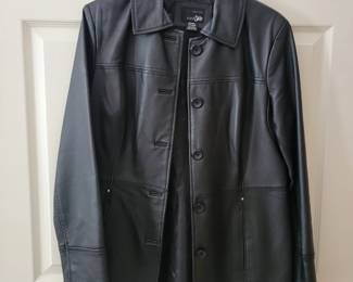 LADIES MEDIUM LEATHER COAT/JACKET