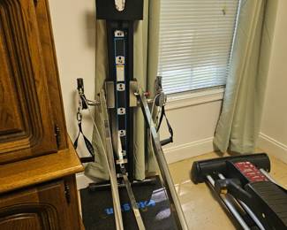 $525 Pre Sale Item - See Sale Description for purchase details. Total Gym XLS with all the accessories shown. Pic 3 of 5