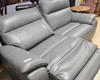 $425 Pre Sale Item - See Sale Description for purchase details. Blue leather sofa, electronic controls for reclining and fot rest. Excellent condition! 80.5"w x 33.5"d x 40.5"h Pic 5 of 7