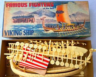 VIKING SHIP MODEL 