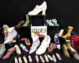 SHOE FIGURINES LOT