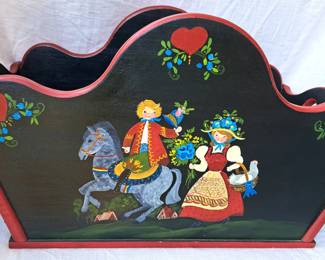 WOOD PAINTED BOX BASKET