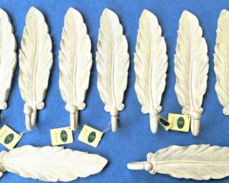 IRON FEATHER WALL HOOKS