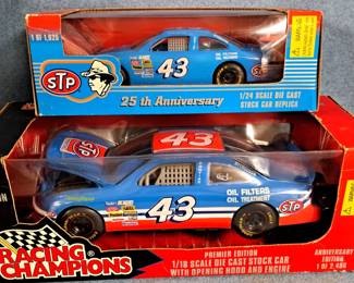 RICHARD PETTY CARS NASCAR DIE CAST