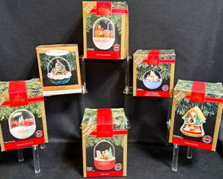 HALLMARK CHRISTMAS ORNAMENTS